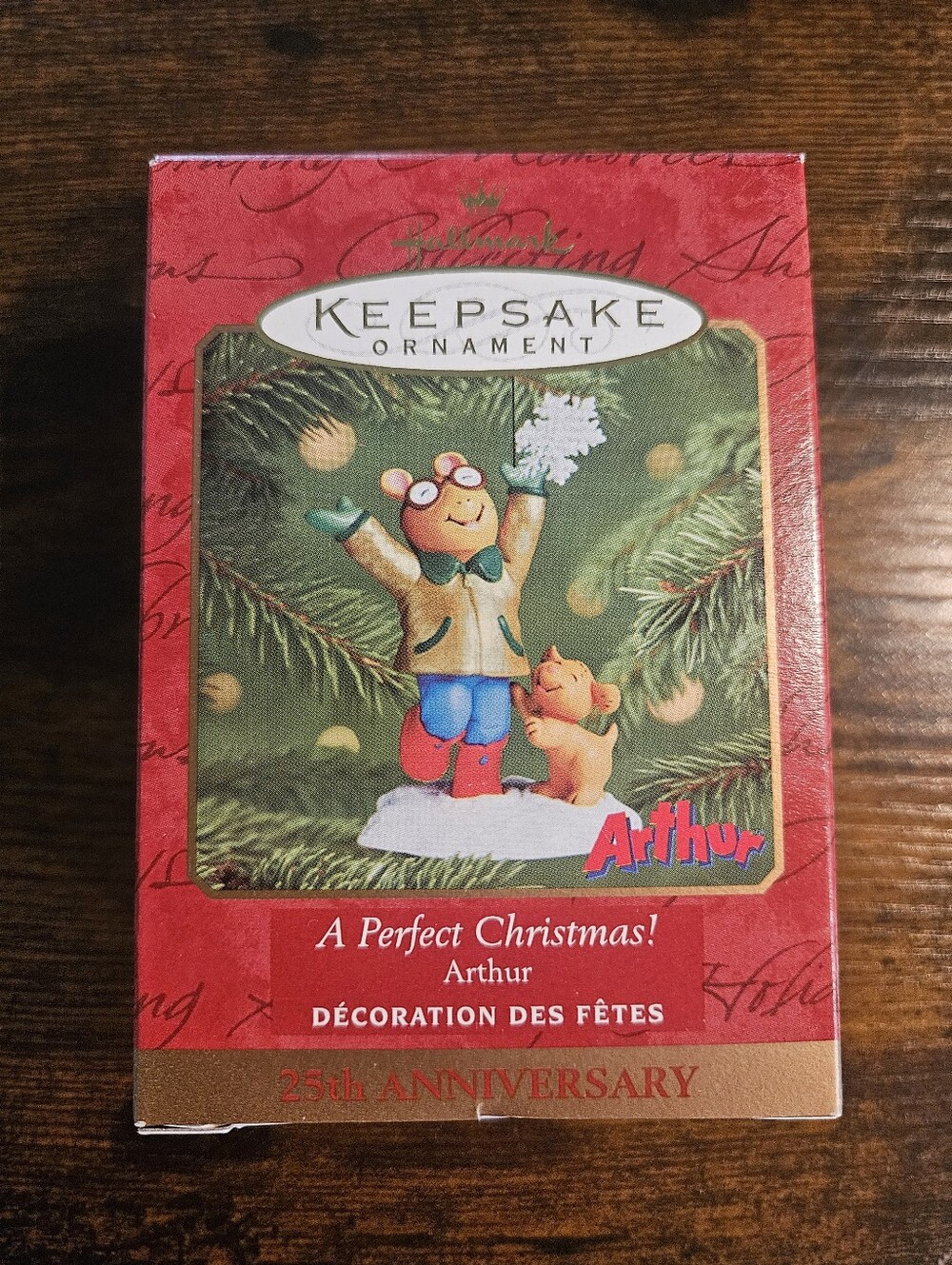 A Perfect Christmas Arthur Hallmark Keepsake Ornament 2001 NIB
